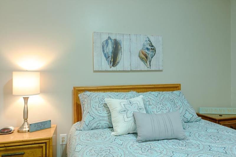 Sandy Dunes Oceanfront Condo - Just Renovated June 2020 Myrtle Beach Exterior photo
