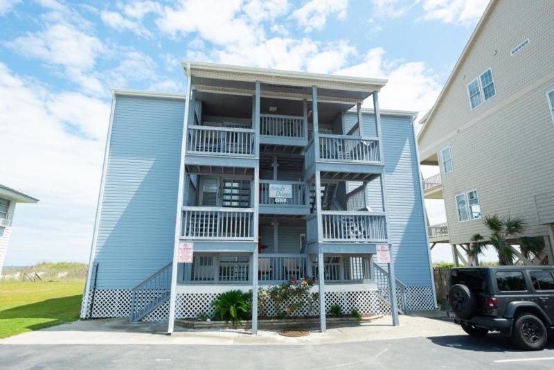 Sandy Dunes Oceanfront Condo - Just Renovated June 2020 Myrtle Beach Exterior photo